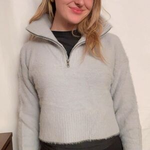 Camila Cohelo Jaelyn quarter zip